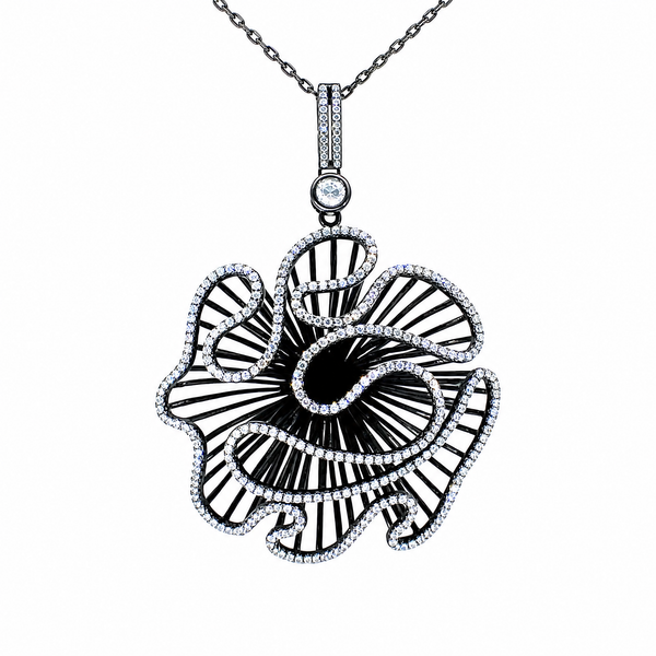 Cascade Bloom Pendant Necklace_Black Gold