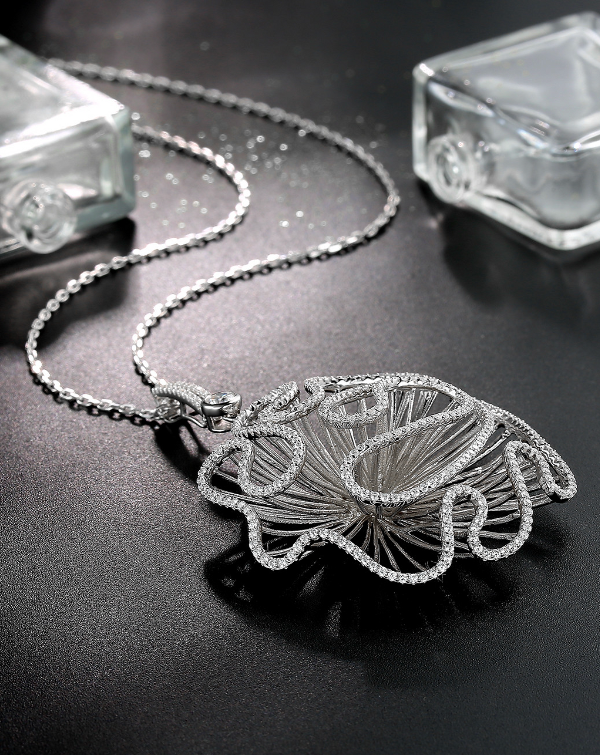 Cascade Bloom Statement Ring_White Gold